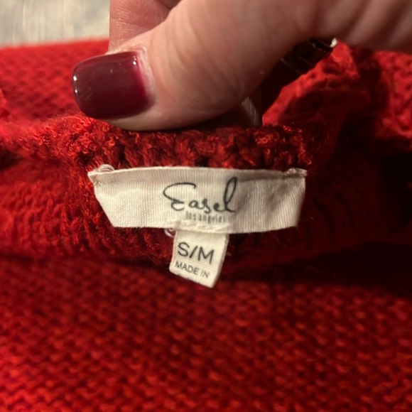 Easel Vibrant Scarlet Red Oversized Exposed Seam Round Neck Sweater - Picture 7 of 13